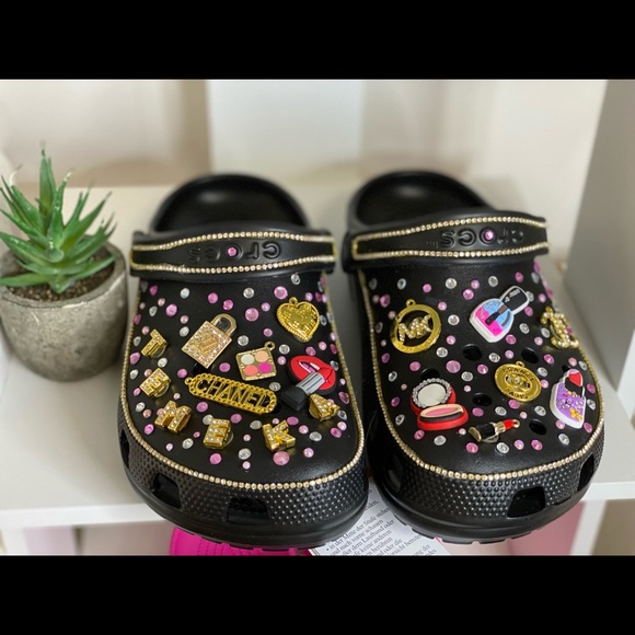 Personalized blinged crocs. - Picture 5 of 11
